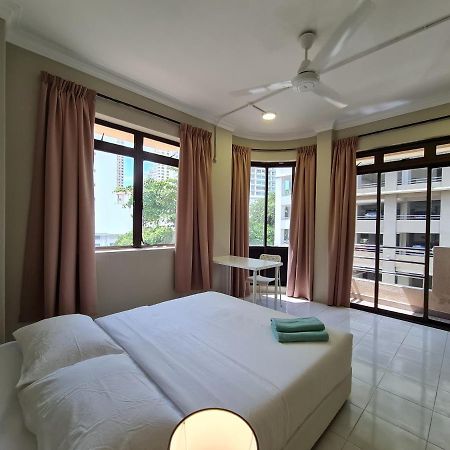 Room @ Lorong Kelawai Near To Gurney Paragon Georgetown Exterior foto